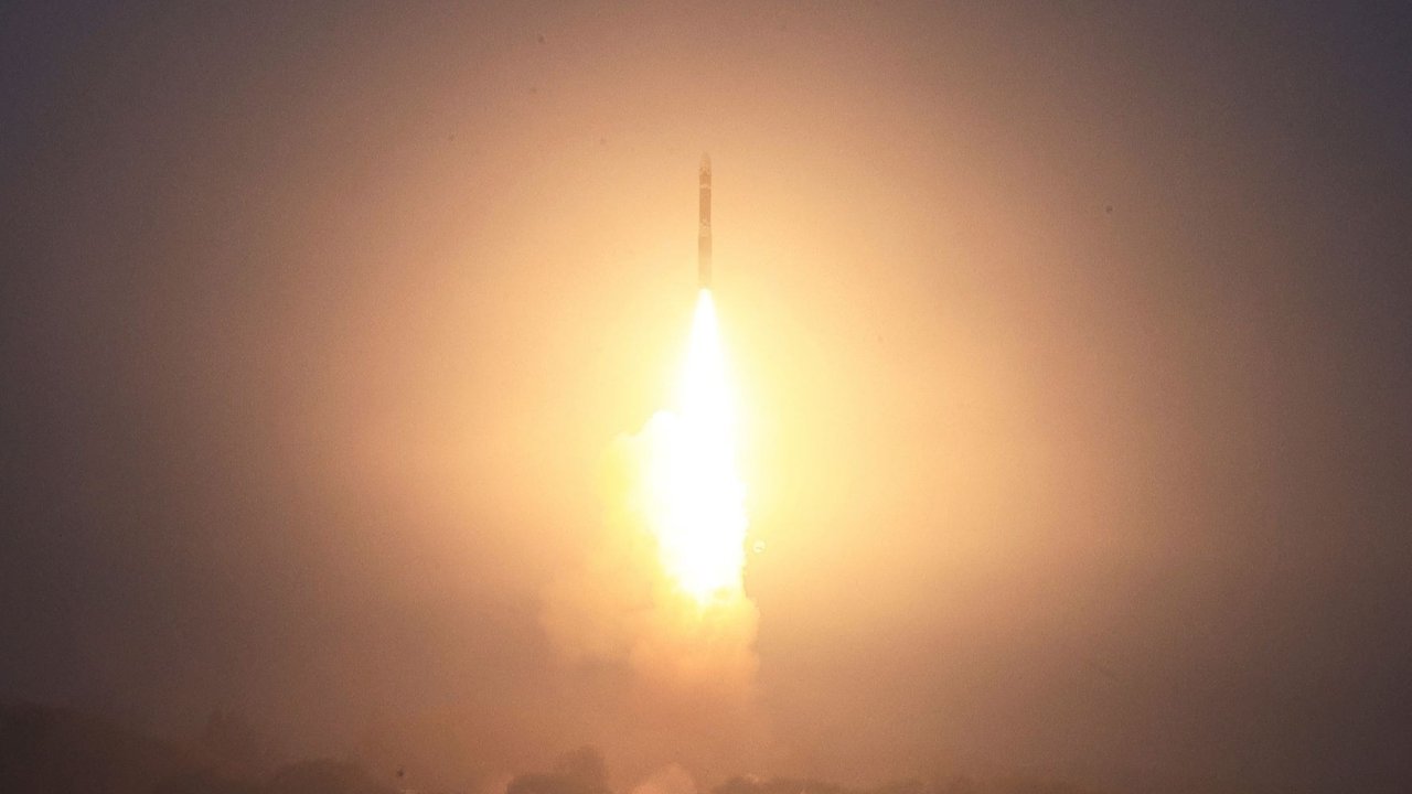 Ngerinya Hwasong 19, Rudal Nuklir Terbaru Korut Diklaim Paling Kuat Sedunia dan Bisa Serang Seluruh Wilayah AS.