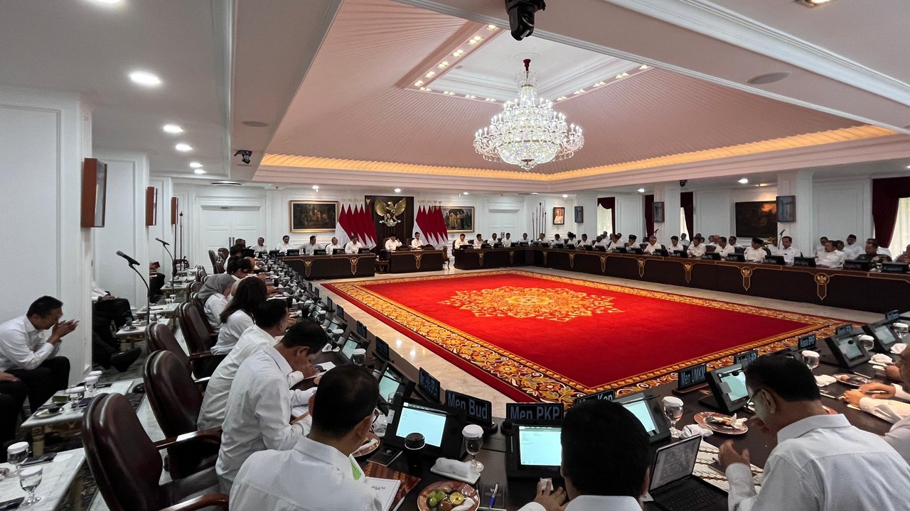 Presiden Prabowo Subianto saat memimpin sidang kabinet paripurna bersama seluruh jajaran Kabinet Merah Putih. (Dok. Istimewa)