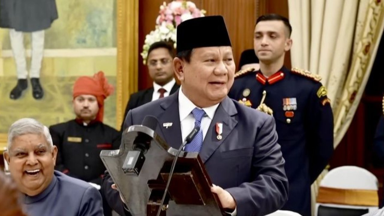Presiden Prabowo Dijamu Makam Malam Presiden India