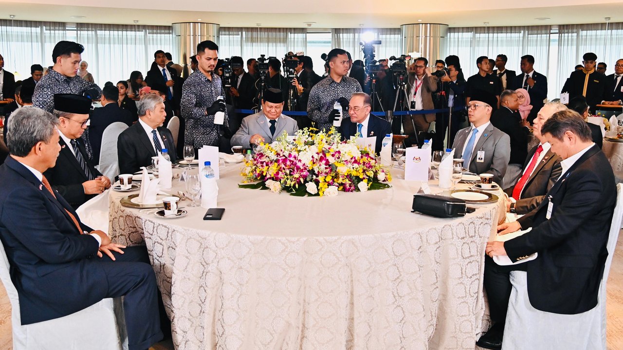 Presiden Prabowo Kunjungi Istana Negara Malaysia Disambut Perdana Menteri Anwar Ibrahim