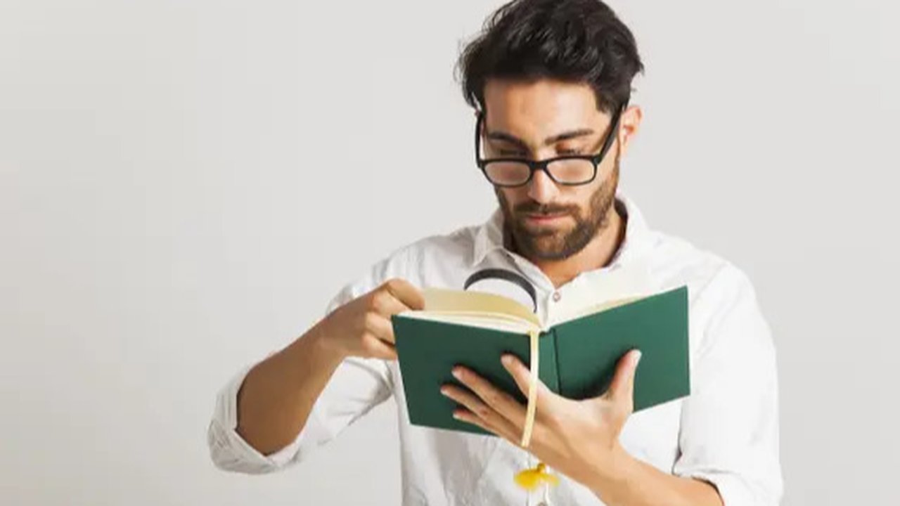 Ilustrasi Membaca Buku Credit: pexels.com/Namera