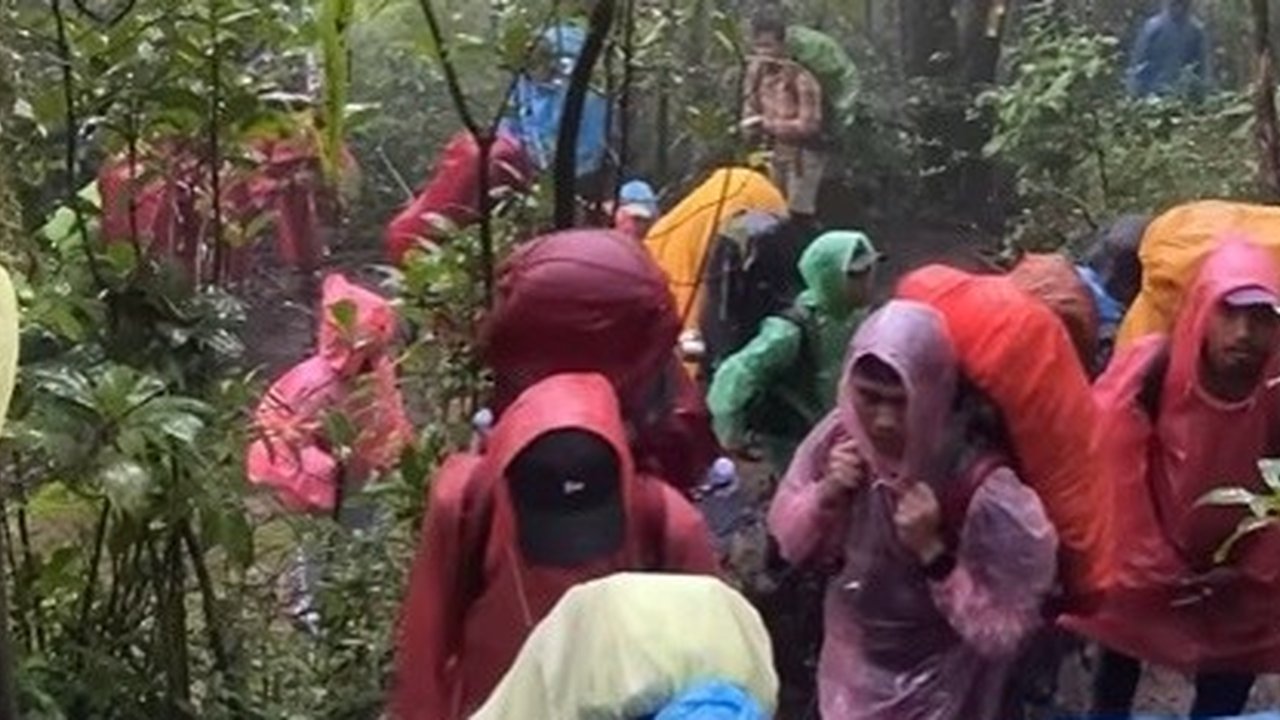 Gunung Macet saat Liburan Panjang