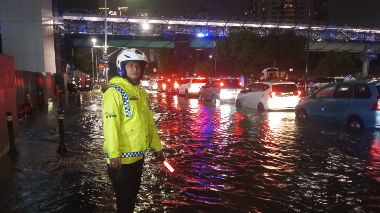 Banjir Depan Kampus Trisakti