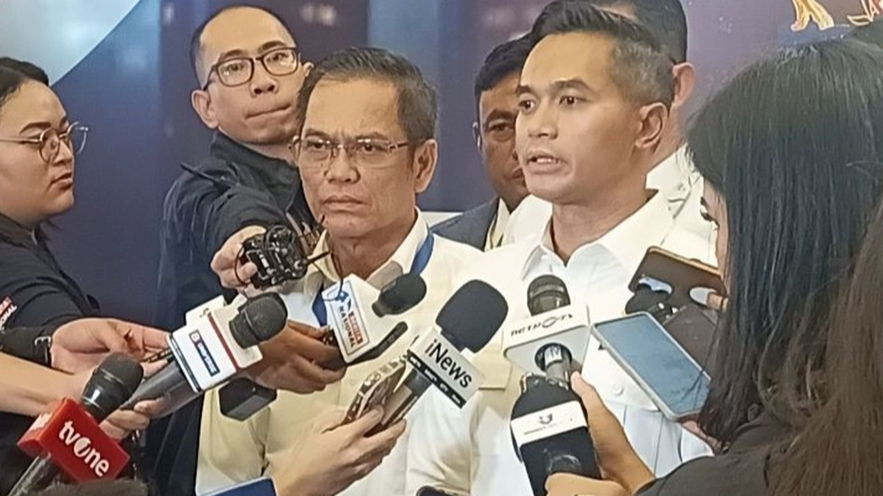 Anindya Bakrie, Ketua Umum Kadin Indonesia periode 2024-2029, berkomitmen mendukung program pemerintah seperti makan bergizi gratis dan pembangunan tiga juta rumah, dengan memanfaatkan jaringan Kadin di seluruh Indonesia untuk akses pembiayaan dan pasokan