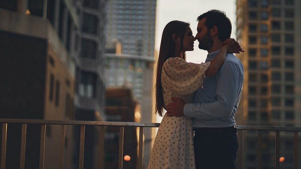 Ilustrasi Pasangan Romantis