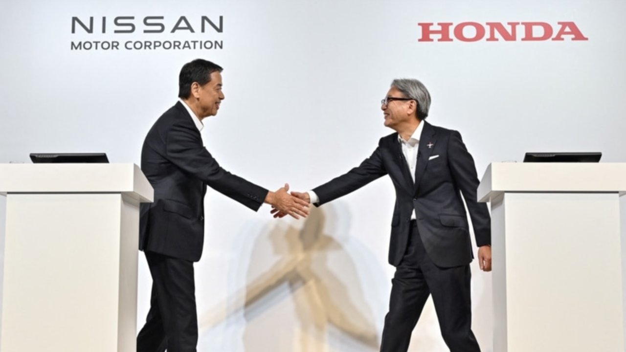 Produsen mobil nomor dua dan tiga di Jepang setelah Toyota itu sebelumnya sepakat pada Maret untuk menjajaki kemitraan strategis di bidang kendaraan listrik.
