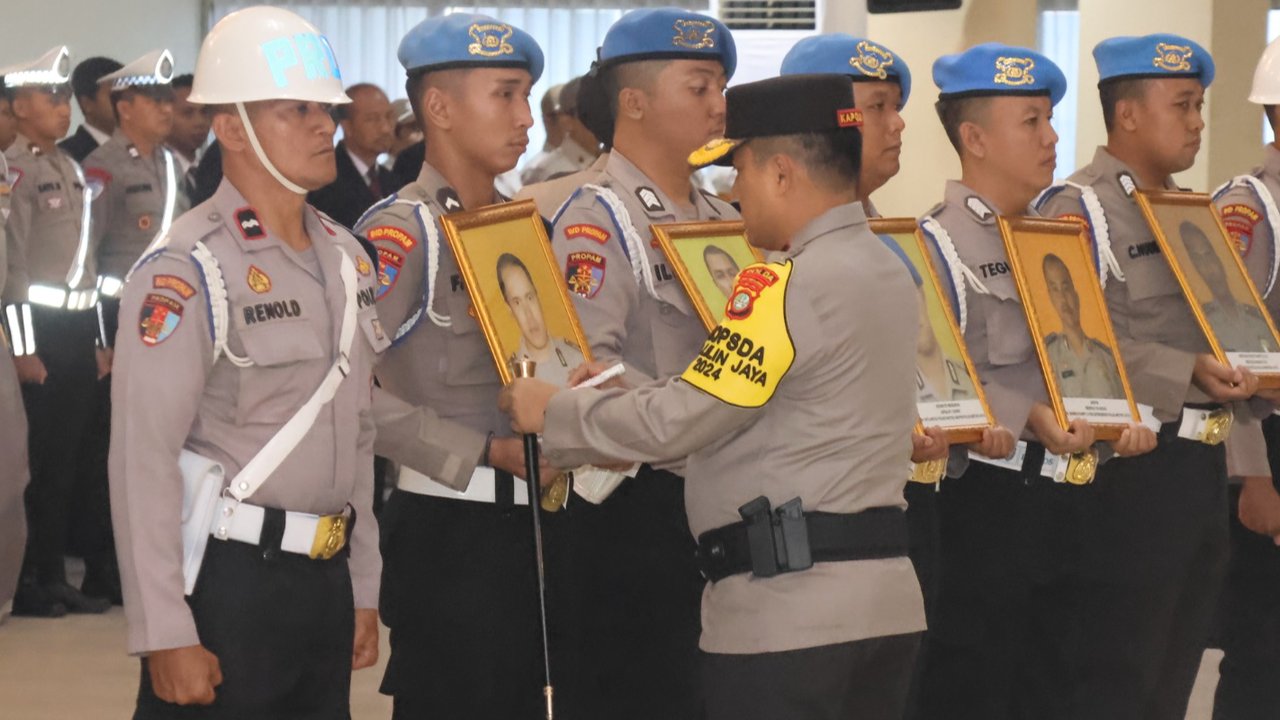 Kapolda Metro Pecat 31 Anggotanya
