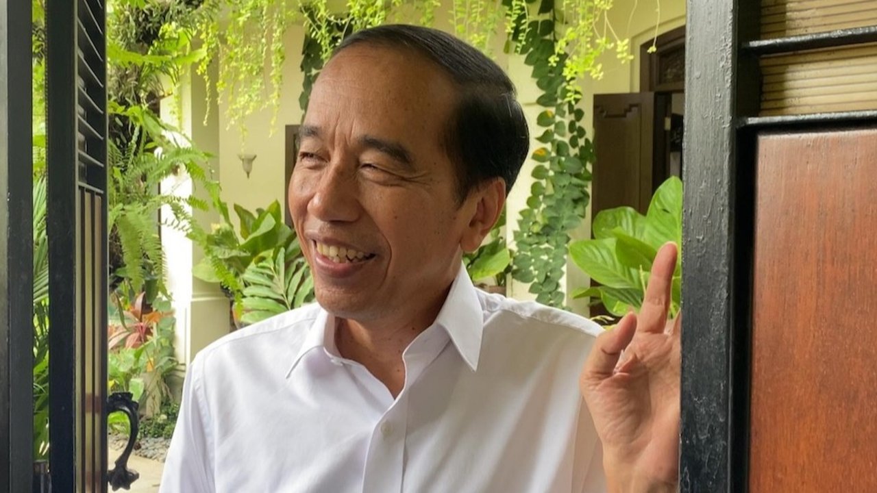 Presiden Ke-7 RI Joko Widodo (Jokowi) menegaskan tidak pernah meminta perpanjangan jabatan sebagai kepala negara."Ini saya ulangi lagi, tidak pernah yang ...