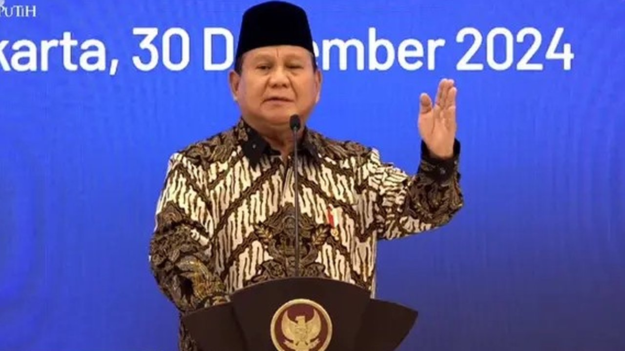 Presiden Indonesia Prabowo Subianto memberikan pemeriksaan kesehatan atau medical check up gratis bagi masyarakat yang sedang berulang tahun.