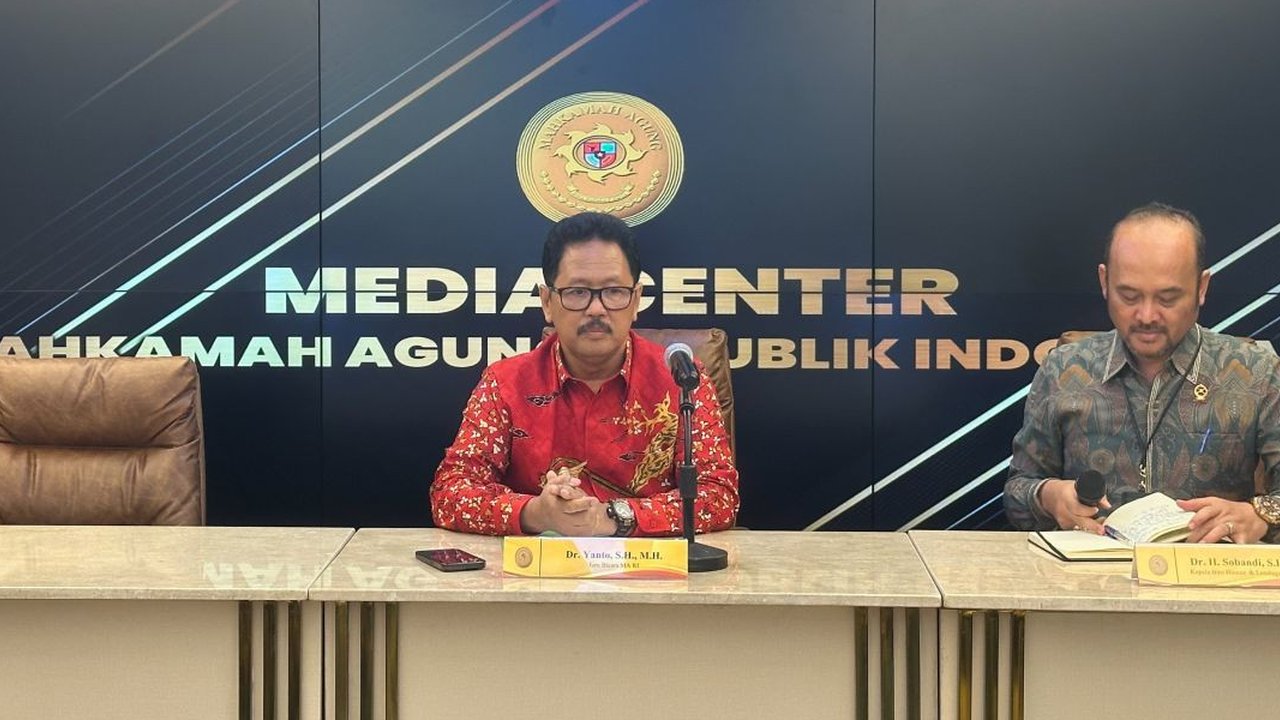 Mahkamah Agung (MA) menyatakan bahwa telah berusaha mengawasi tindakan para hakim, meskipun tidak bisa menguntitnya selama 24 jam. Pernyataan tersebut ...