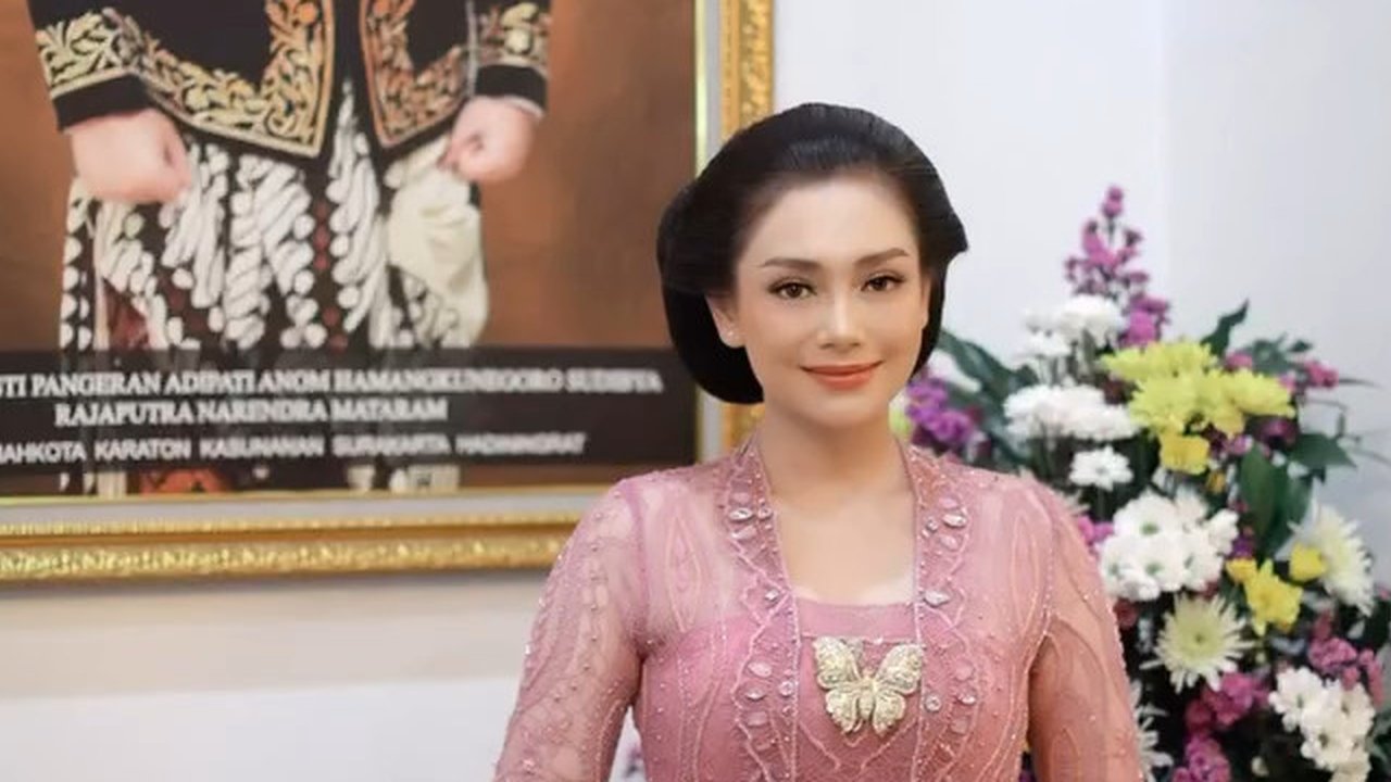 Potret Cantik Celine Evangelista Mendapat Gelar Bangsawan dari Keraton Surakarta, Namanya Berubah Jadi Begini