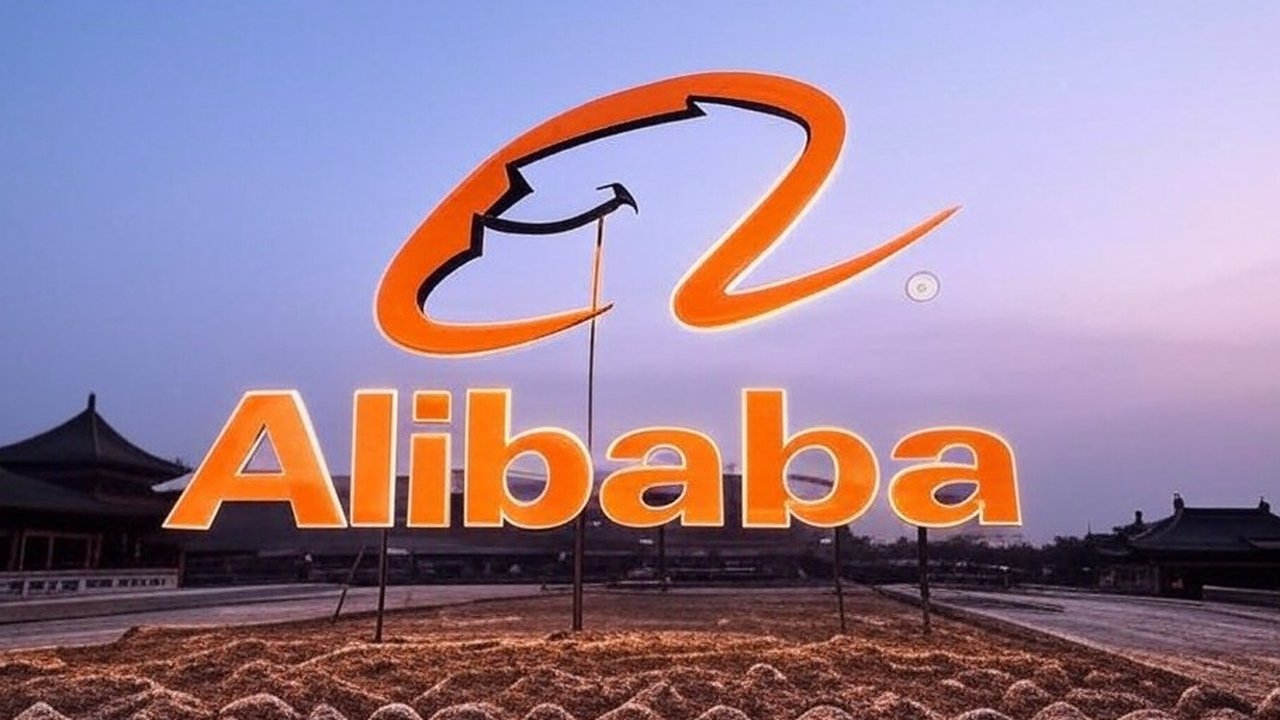 Tak Mau Kalah, Alibaba Rilis Qwen AI Diklaim Unggul Dibanding DeepSeek