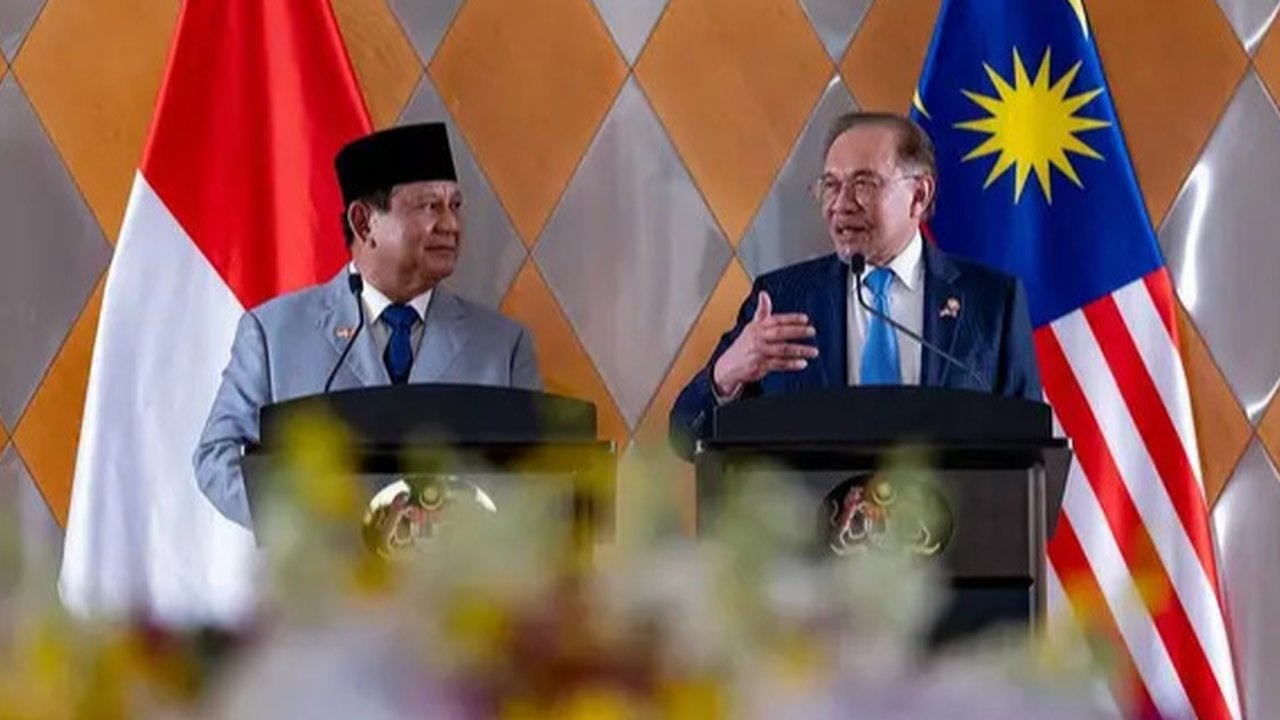 Potret Pertemuan Prabowo Subianto dan Anwar Ibrahim di Malaysia