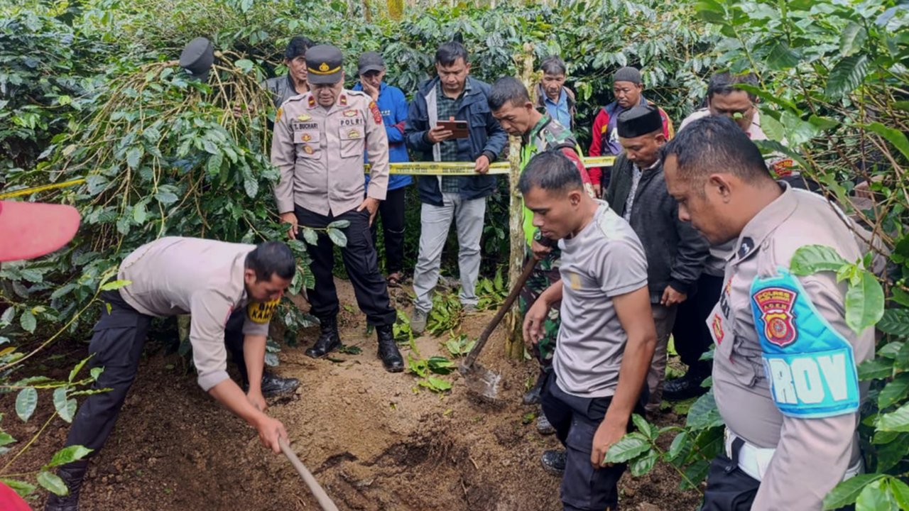 Mayat Perempuan dalam Drum yang Ditanam di Kebun Kopi Bener Meriah