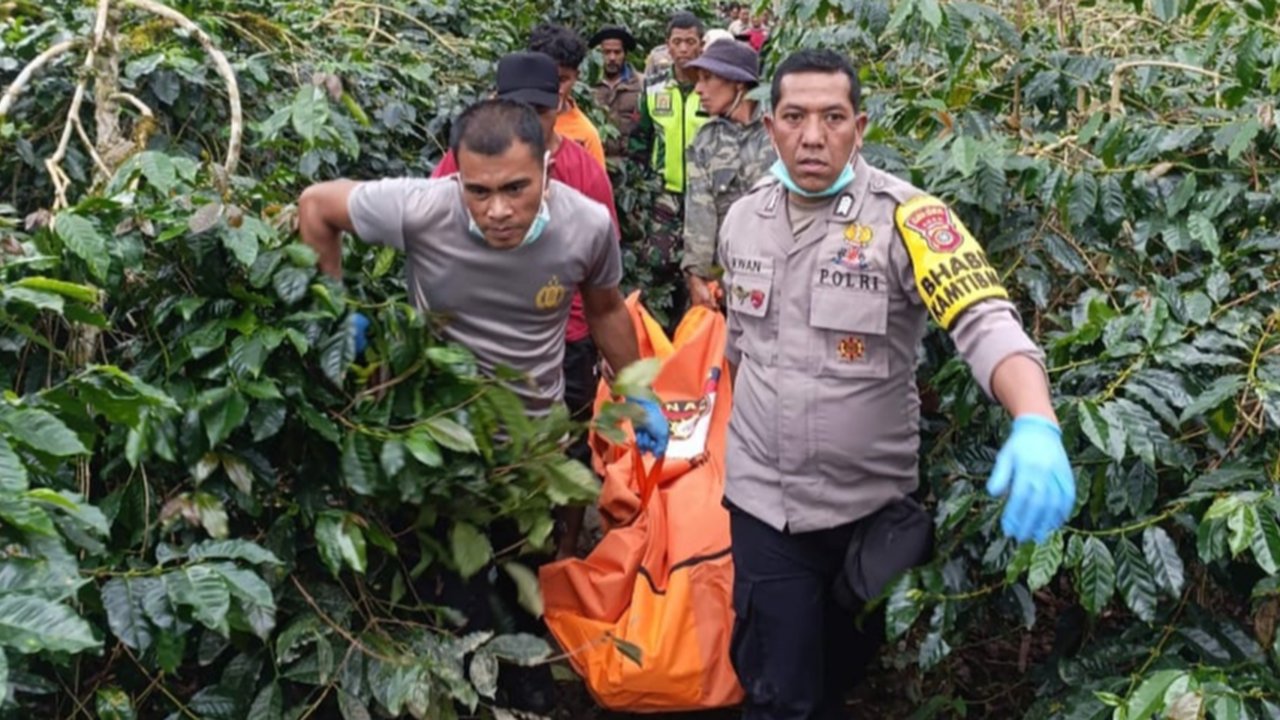 Mayat Perempuan dalam Drum yang Ditanam di Kebun Kopi Bener Meriah