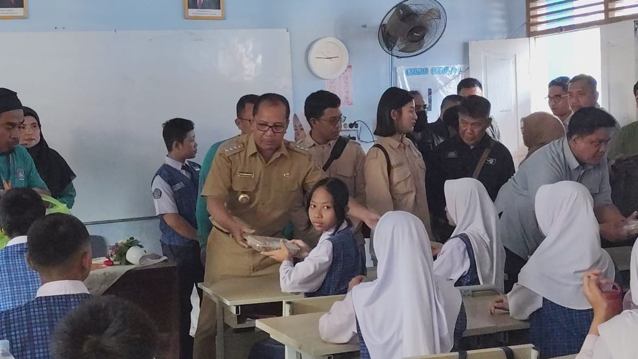 makan bergizi gratis di Makassar