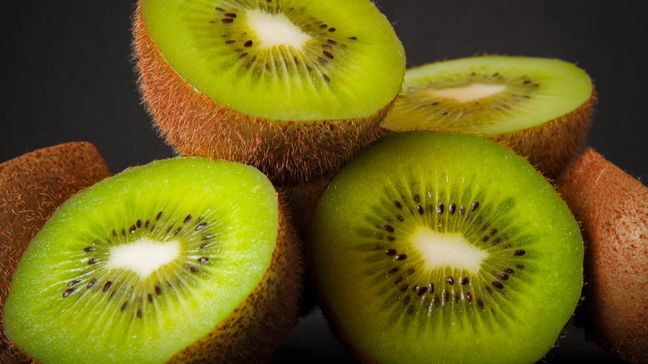 Kiwi can help to boost your immune system and keep your skin healthy.