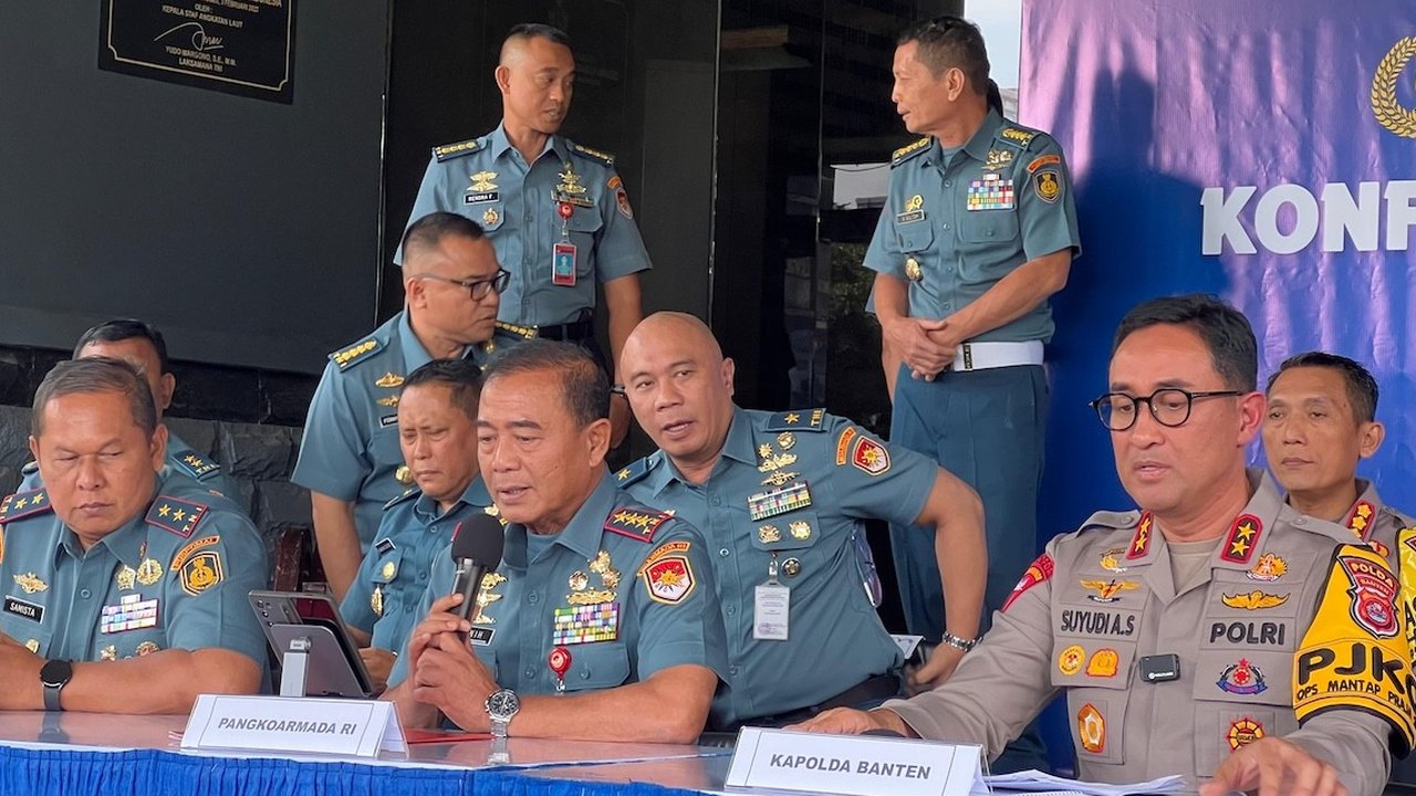 Pangkoarmada TNI AL Laksamana Madya TNI Denih Hendrata