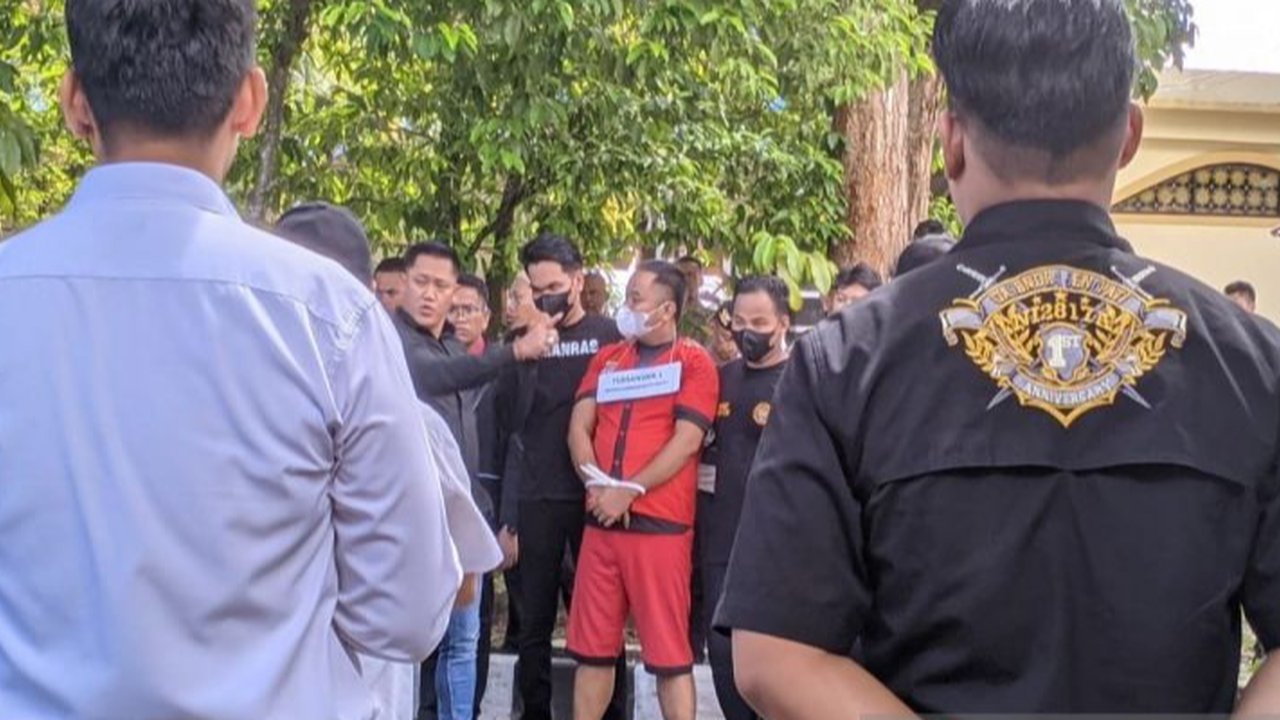 Rekontruksi Brigadir AKS Tembak Sopir Ekspedisi