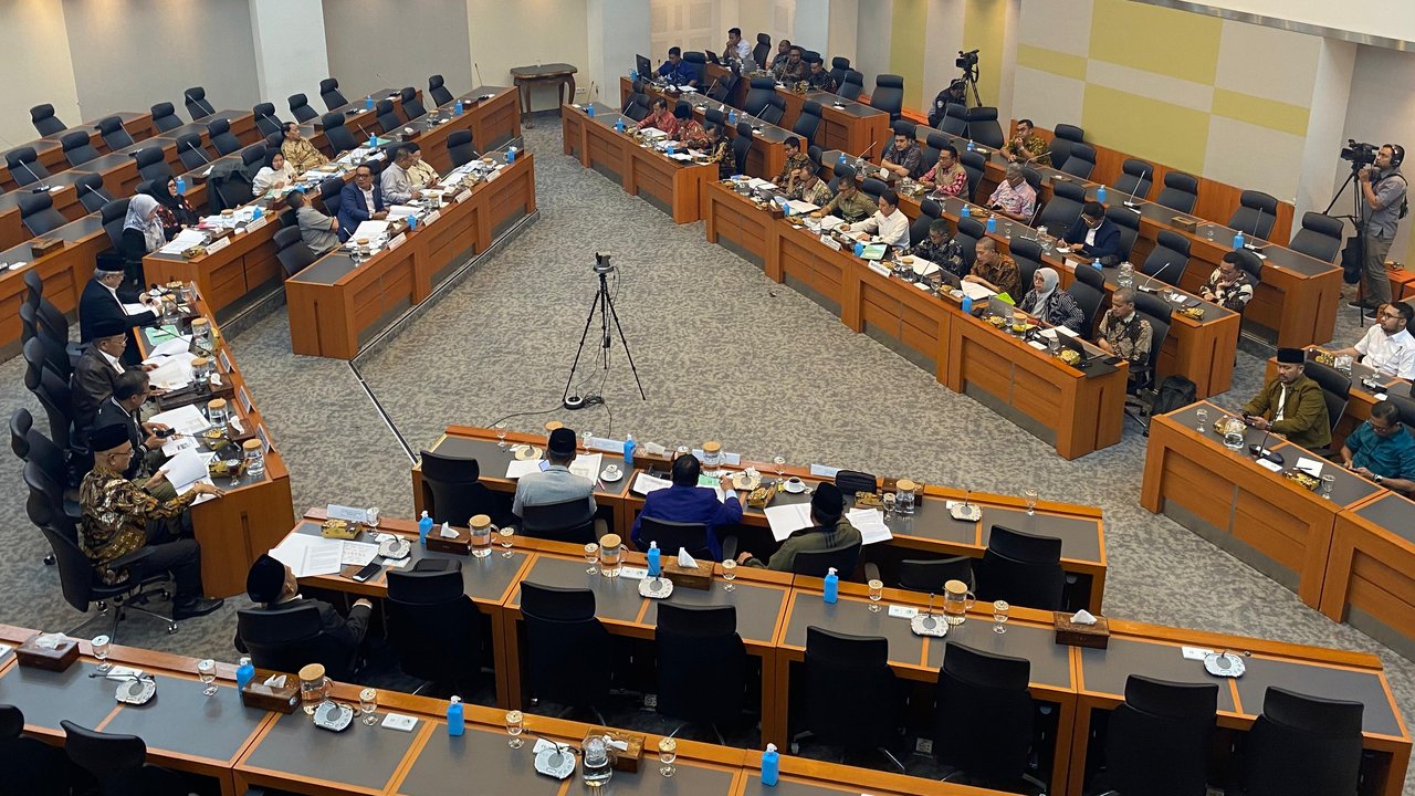 Tahun ini tema ramah jemaah haji lansia masih dipertahankan pemerintah. Kehadiran petugas haji yang cekatan mampu membantu jemaah haji lansia selama menjalankan ibadah haji di Mekkah. (Liputan6.com/Jayadi Supriadin)