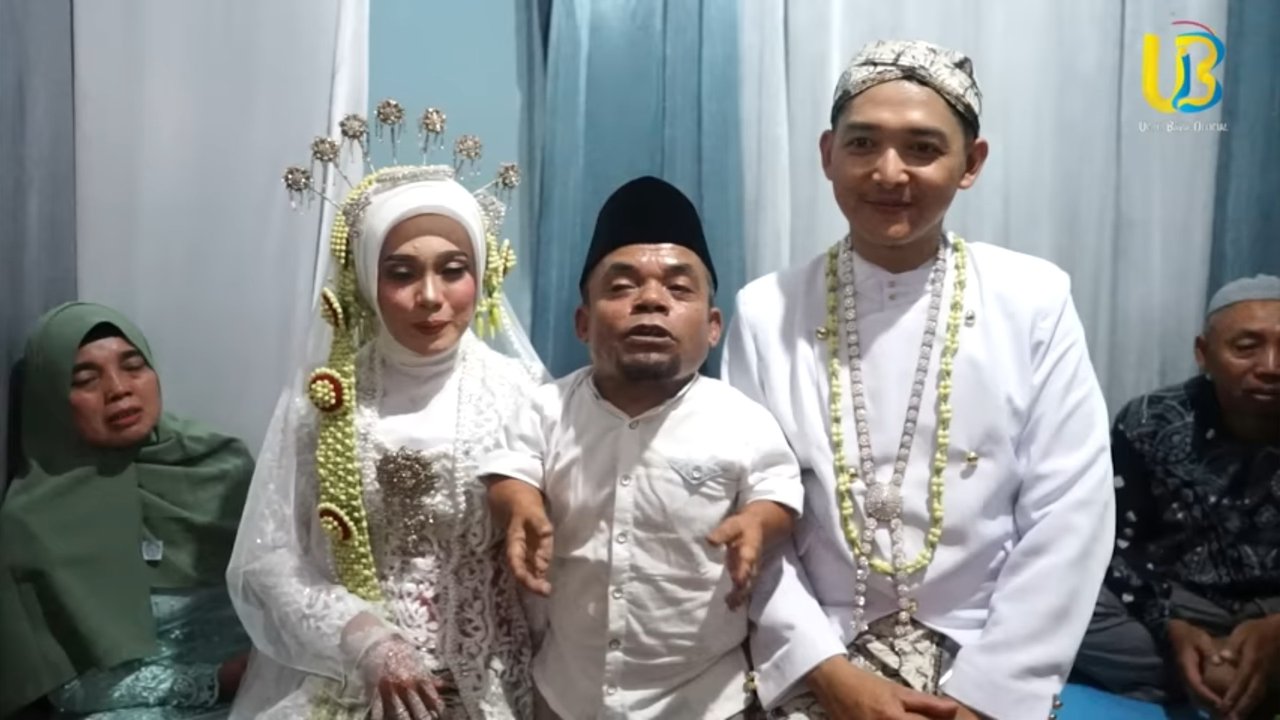Selain Jadi Saksi, Ucok Baba Beri Pesan Mendalam Kepada Pengantin Pria 'Nitip Ponakan Aku ya, Awas Macam-macam'