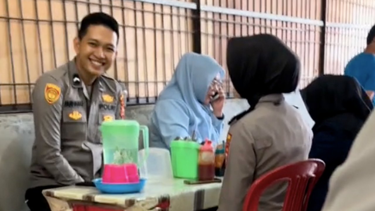 polisi ketahuan pacaran