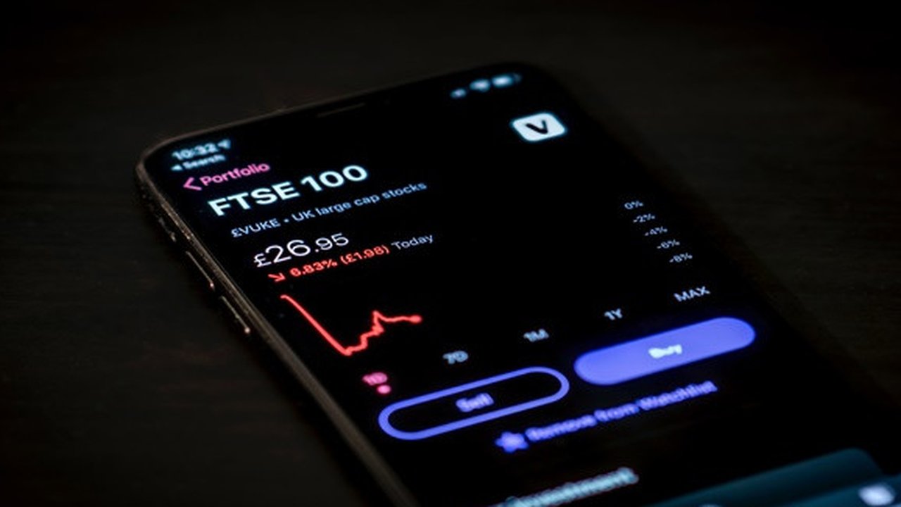 Ilustrasi saham di Bursa Efek London (Foto: Unsplash/Jamie Street)