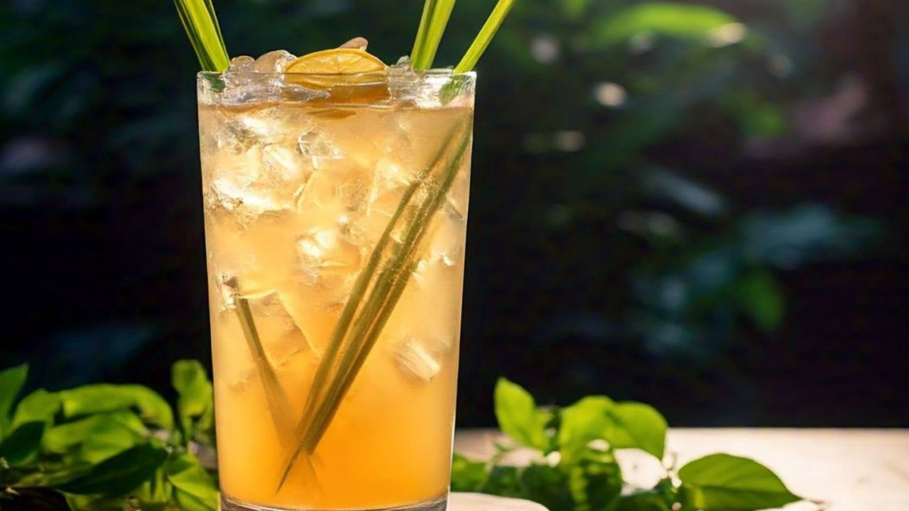 Wedang Jahe Sereh (ilustrasi oleh AI)