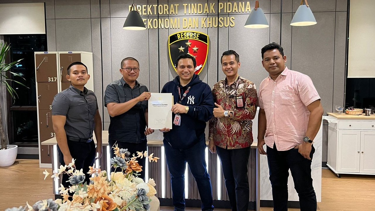 <p>Badan Reserse Kriminal (Bareskrim) Polri pada 16 Agustus 2023 sudah menetapkan 13 tersangka kasus dugaan penipuan bermodus robot trading net89. Menanggapi hal itu, Kuasa Hukum korban robot trading net89, Muhammad Herdiyan Saksono Zoulba mengapresiasi kinerja Polri (Istimewa)</p>