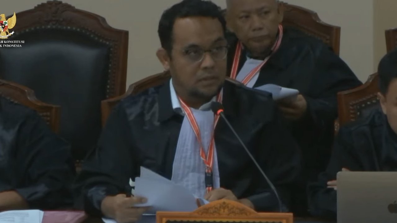 <p>Bakal pasangan calon wali kota dan wakil wali kota Tangerang Selatan, Ruhama Ben dan Shinta Wahyuni atau Rama dan Shinta turut memeriahkan Car Free Day (CFD) di Bintaro pada Minggu pagi (22/9/2024). (Ist)</p>