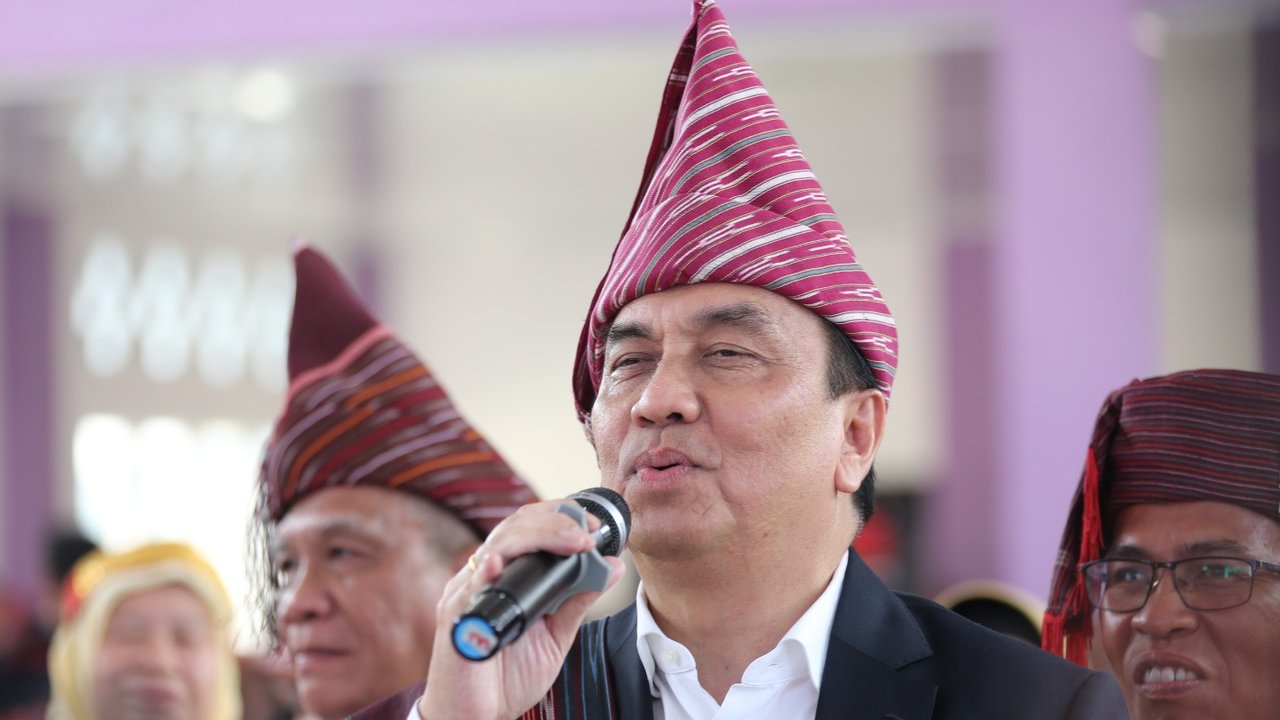 Effendi Simbolon