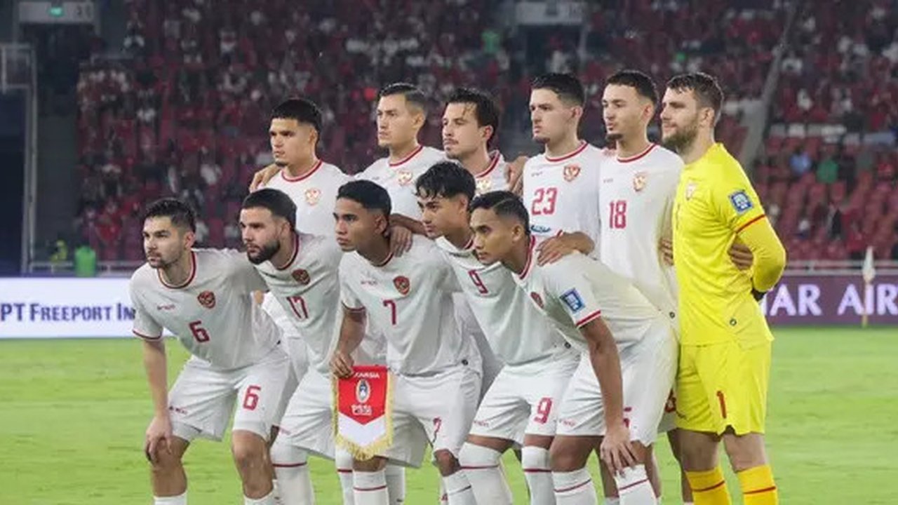 Prediksi Formasi Timnas Indonesia Racikan Patrick Kluivert. (Bola.com/Fotmob).