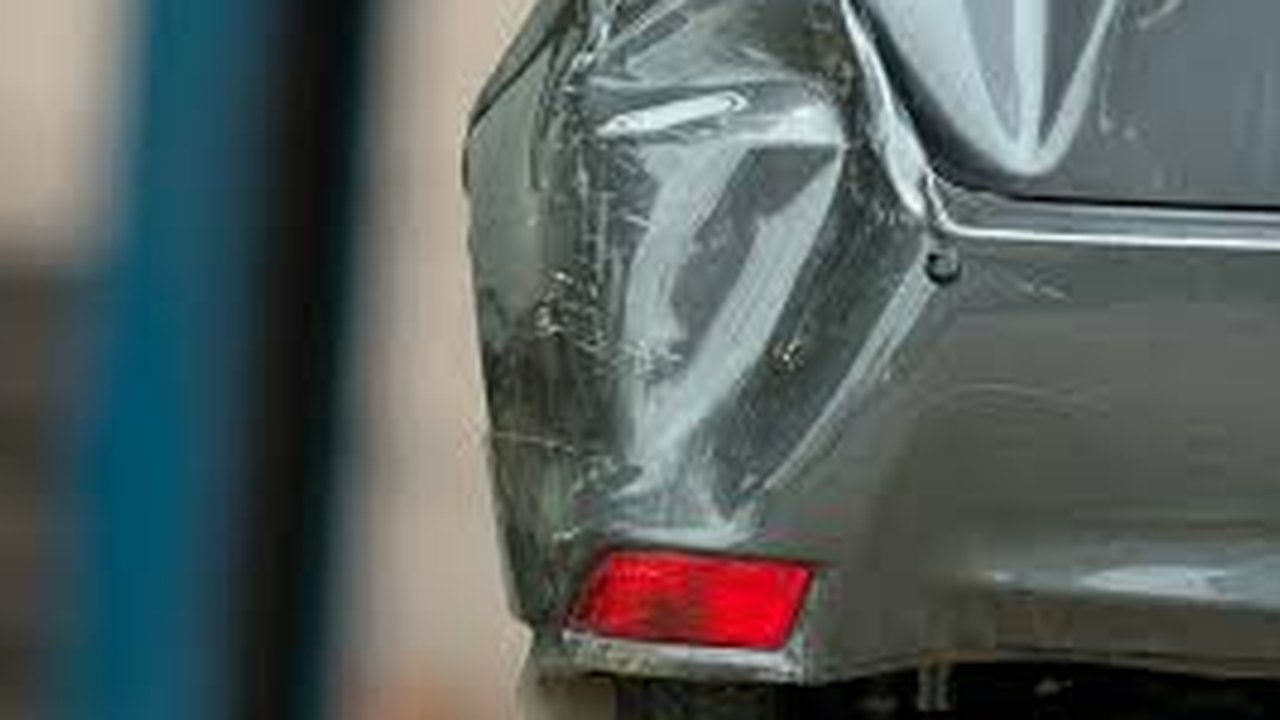 Mobil Tergores? Berikut Solusi untuk Mengatasinya Tanpa Mengeluarkan Banyak Uang.