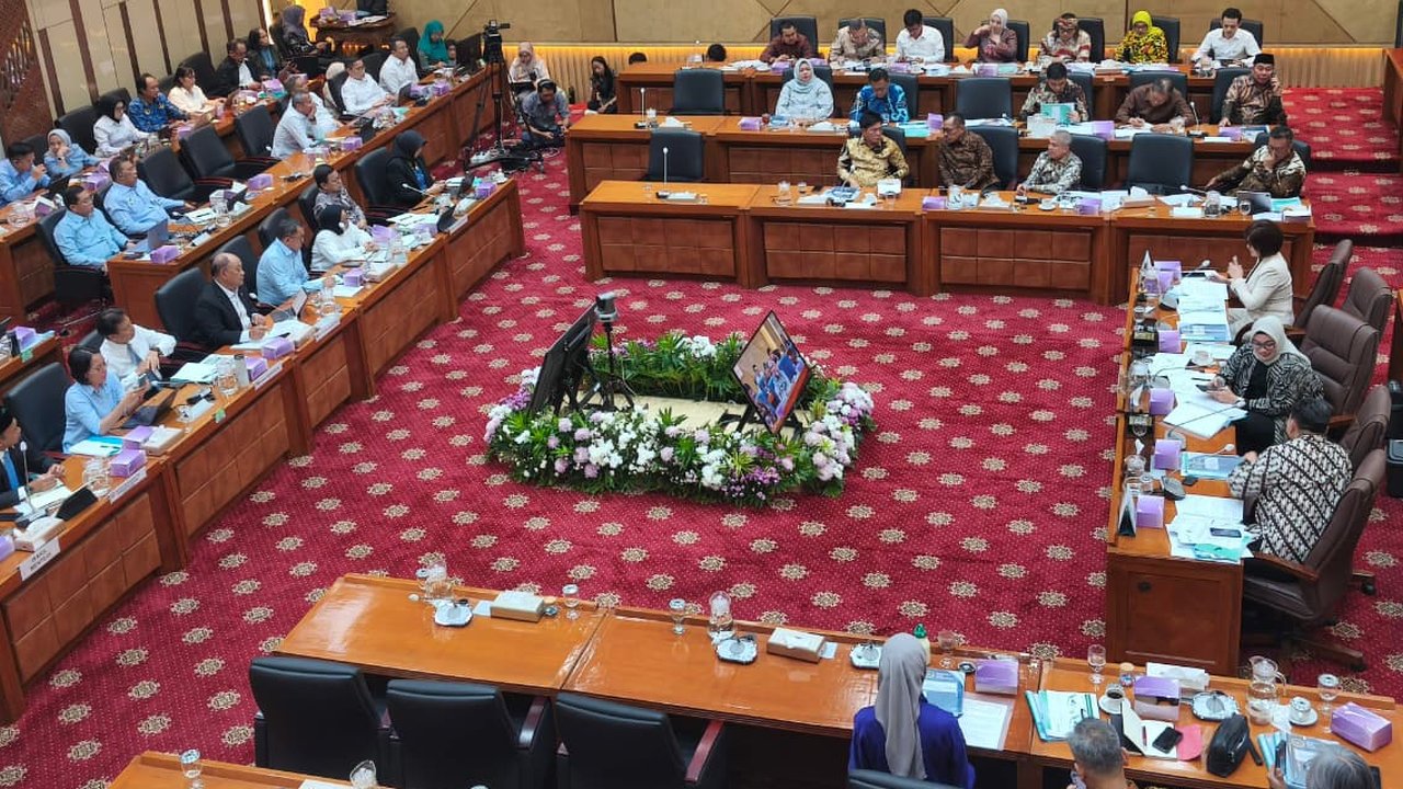 Terungkap di Raker DPR, 75 Kasus Keracunan MBG Terjadi Sejak Januari 2025