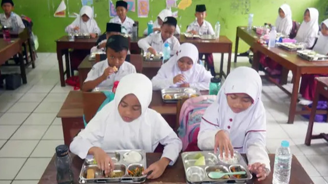 FAGI Protes Wacana Guru Diiming-imingi Rp100.000 buat Ikut Urus MBG: Kapan Ngajarnya?