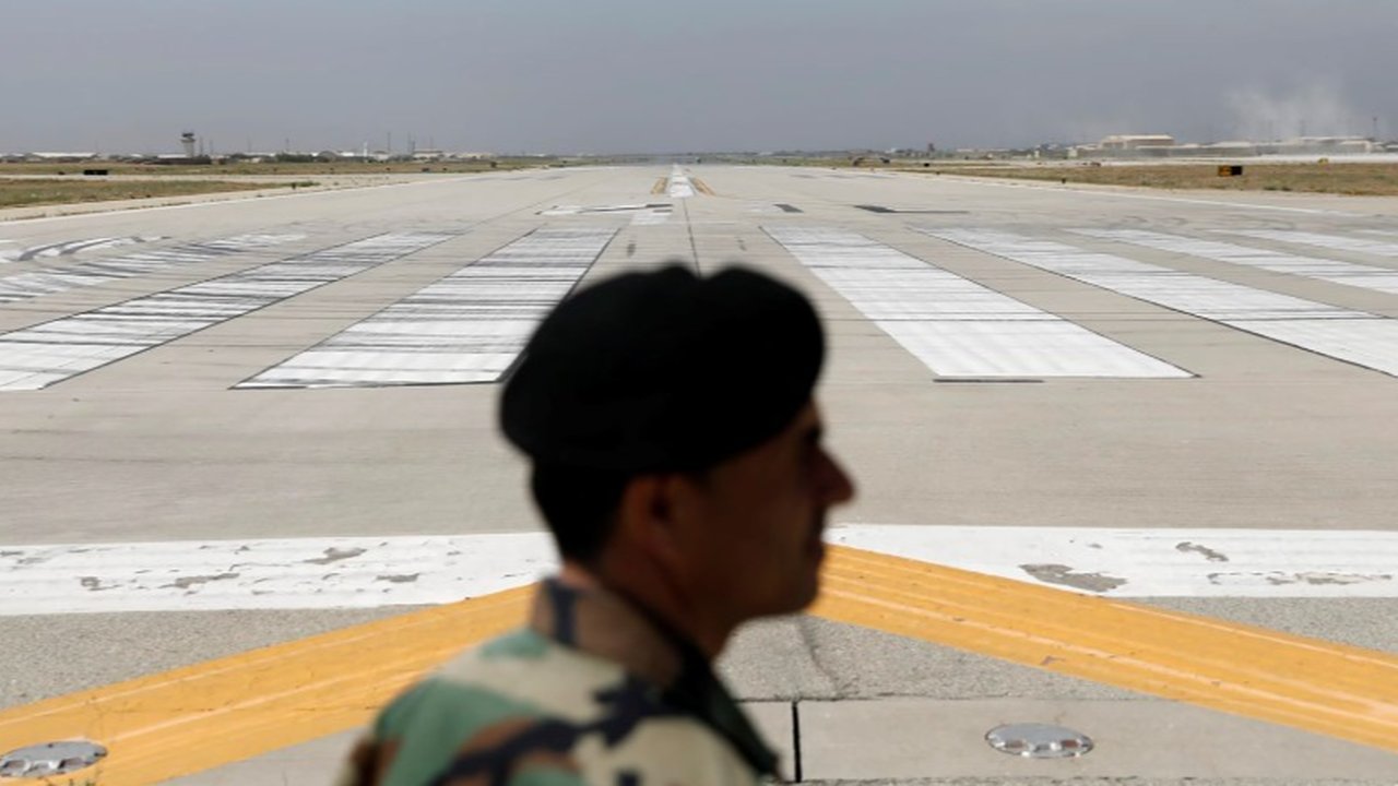 Pangkalan udara Bagram di Afghanistan