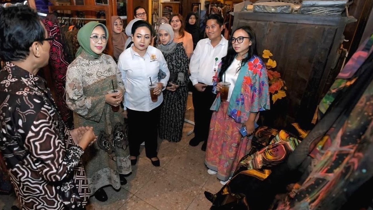 Fatma Saifullah Yusuf Gerakkan Sinergi Batik Inklusif di Solo