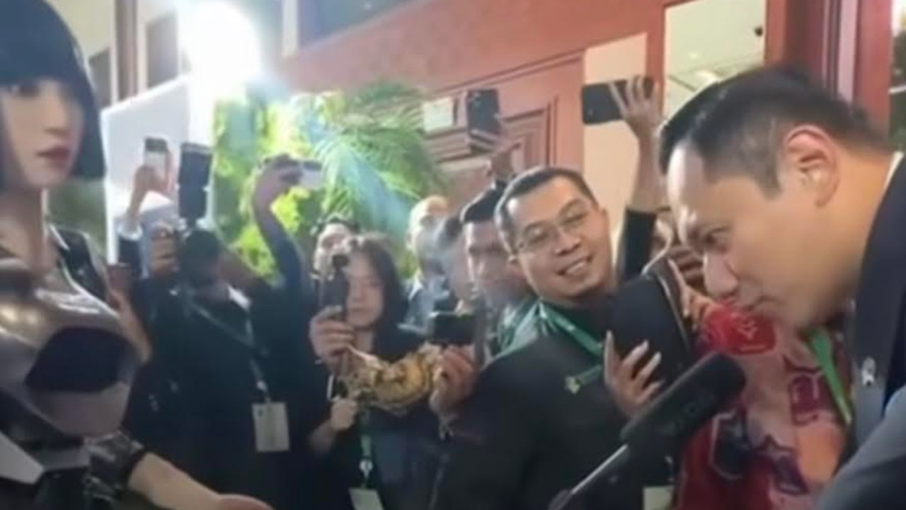 Robot AI Jawab Pertanyaan AHY Cara Membuat Indonesia Maju, Responsnya Bikin Kaget Sampai Mau Diangkat Jadi Stafus