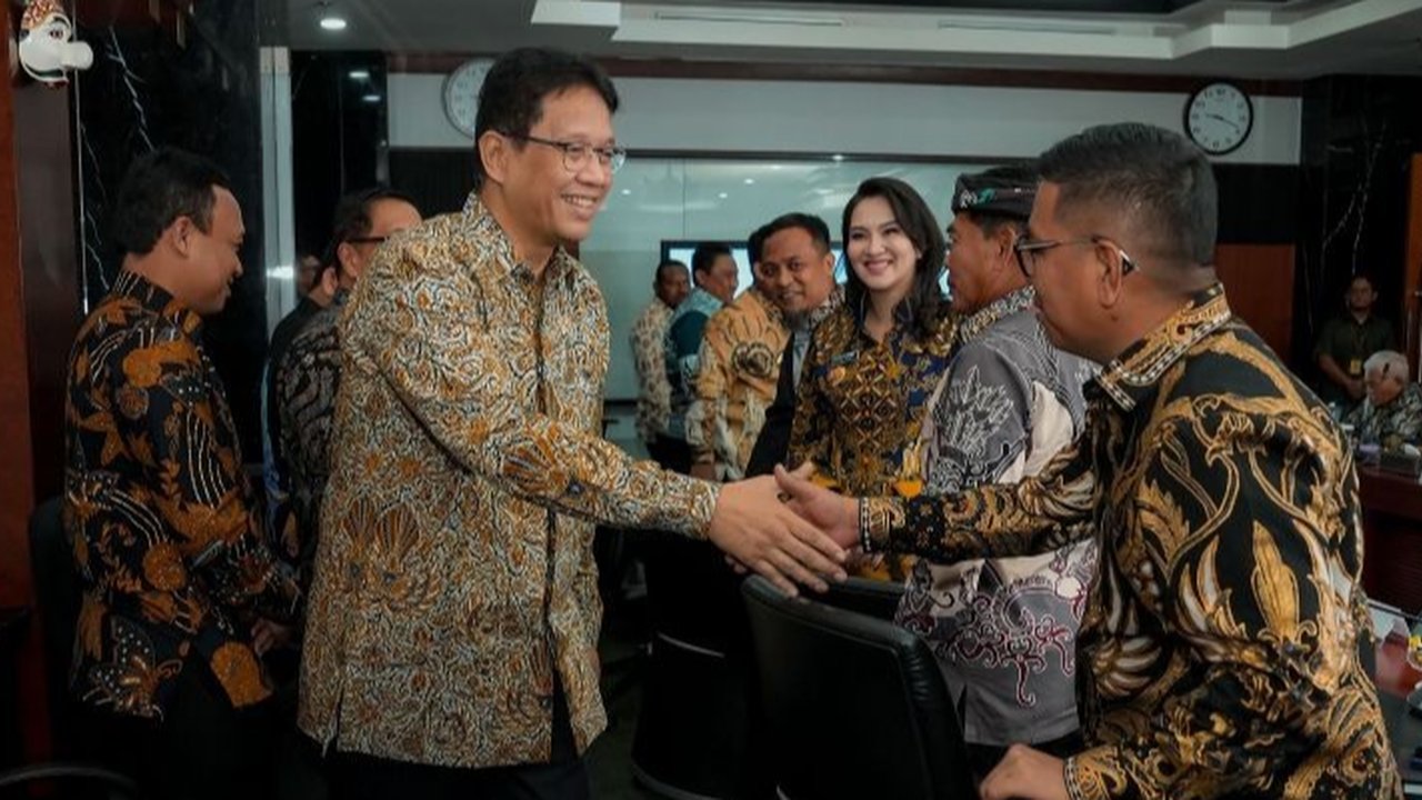 VIDEO: Respons Istana, Kepala Daerah Ramai-Ramai Protes TKD Dipotong Purbaya 