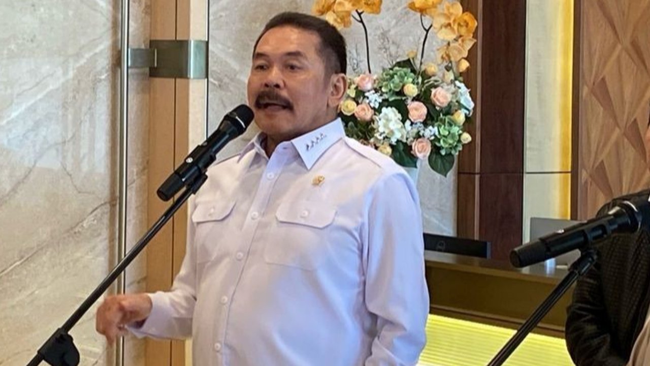 Kejaksaan Agung (Kejagung) tengah menyelidiki keberadaan grup WhatsApp