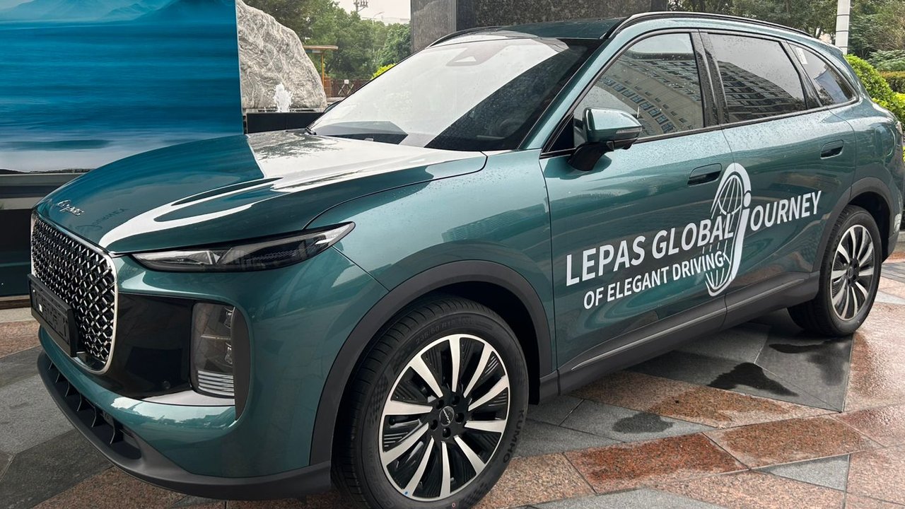Menanti LEPAS L8 Libas Berbagai Kondisi Jalan di ‘LEPAS Global Journey of Elegant Drive’