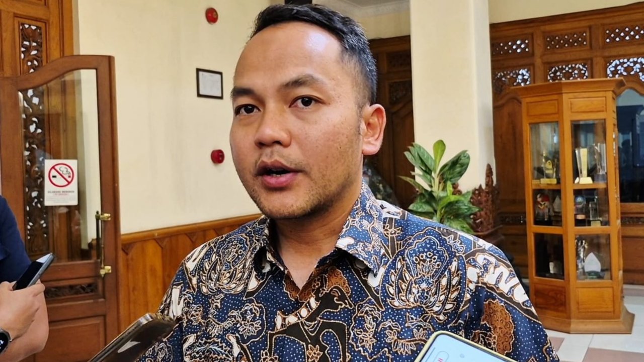 Wali Kota Solo Respati Ardi Blokir Akun Seks Menyimpang