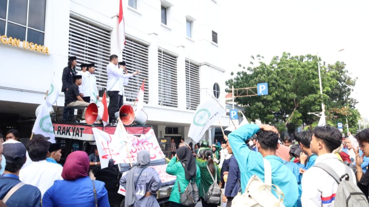 BEM PTNU Gelar Aksi Moral di Depan KPI