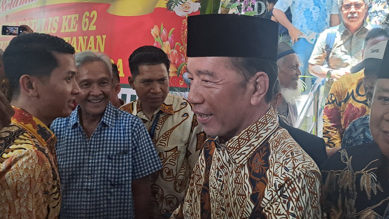 Jokowi: Selamat Ulang Tahun Bapak Presiden Prabowo Subianto