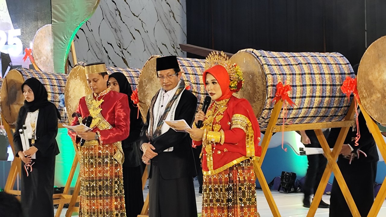Menag Nasaruddin Umar membuka Musabaqah Qira'atil Kutub (MQK) Internasional di Sulawesi Selatan