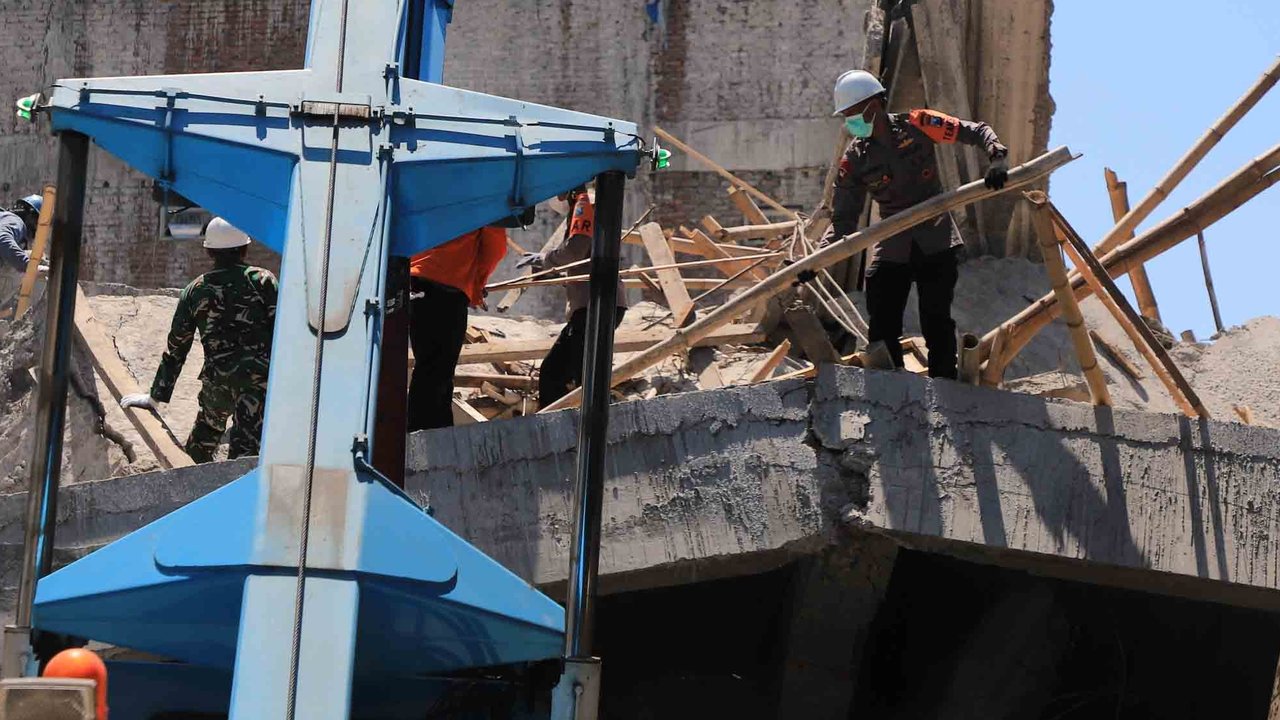 Tujuh Korban Ponpes Al Khoziny Ambruk Teridentifikasi, Ada di Lantai Dasar dan Terhimpit Balok Besar