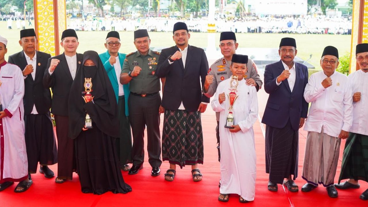 Peringatan Hari Santri 2025, Gubernur Bobby Nasution Minta PBG Pondok Pesantren Digratiskan