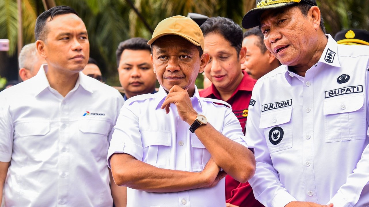 Menteri Bahlil Wajibkan Etanol 10 Persen di BBM Pada 2027