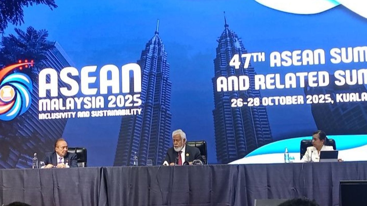 VIDEO: Momen Manis Xanana Gusmao Cium Tangan PM Jepang Baru, Suasana Berubah Gaduh