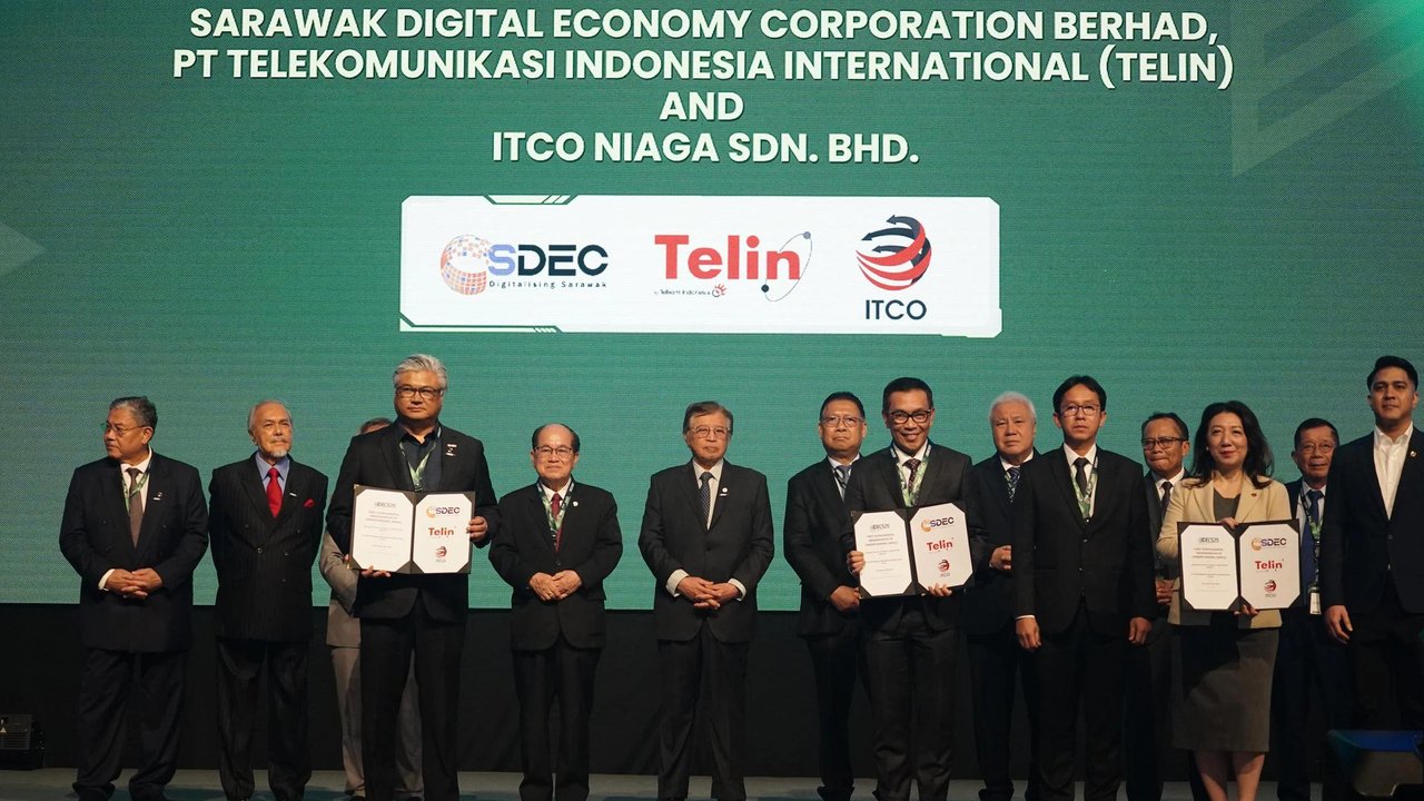 Telin, SDEC, dan ITCO Niaga Perkuat Kolaborasi Regional untuk Pengembangan Sistem Kabel Laut ICE II